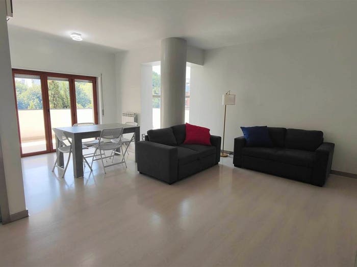 Appartamento con 6 locali in vendita in via coscarella, Stadio Città, Cosenza