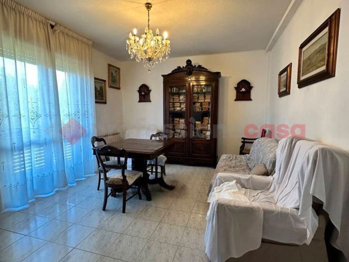 Appartamento con 5 locali in vendita in Via Guadalajara, La Leccia, Livorno