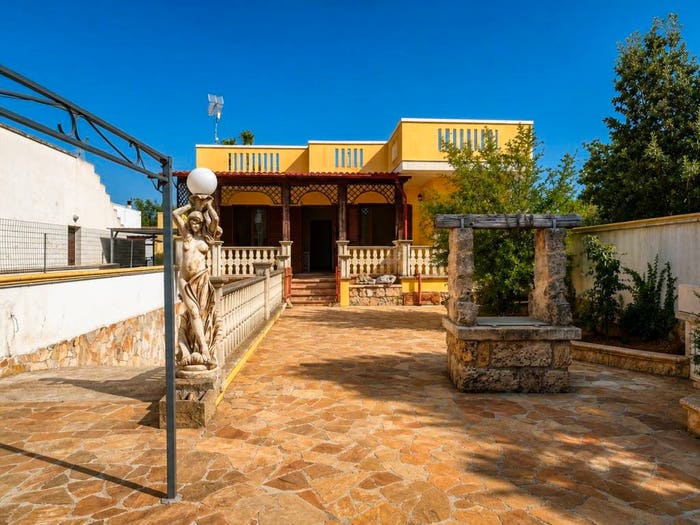 Casa con 6 locali in vendita in Via Wolfgang Amadeus Mozart, Castiglione, Andrano