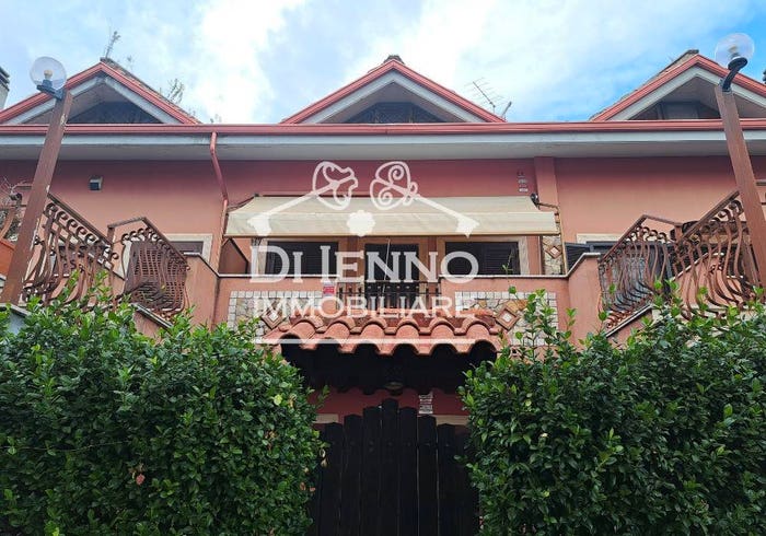 Casa trilocale in vendita in Via Campania, Santa Lucia, Fonte Nuova