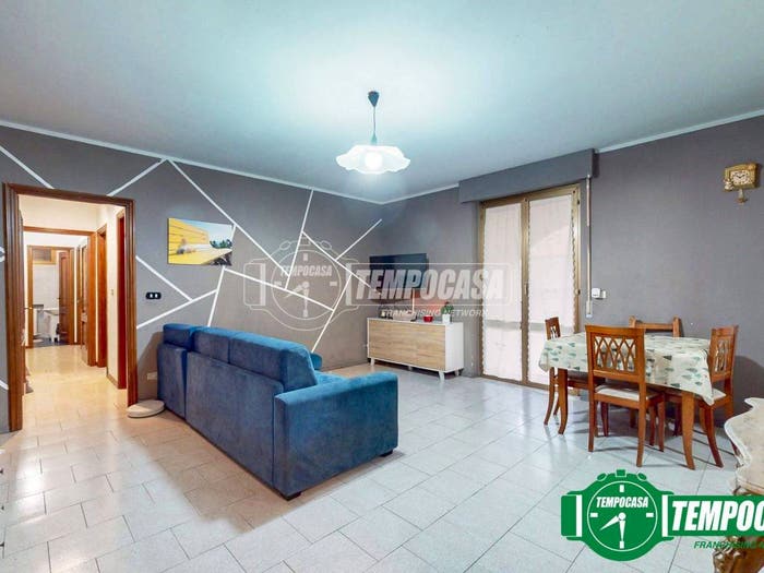 Appartamento trilocale in vendita in Via Cassino, Centro, Acqui Terme