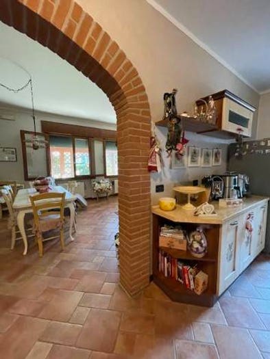 Appartamento quadrilocale in vendita in Via Monte Ortone, Monteortone, Abano Terme