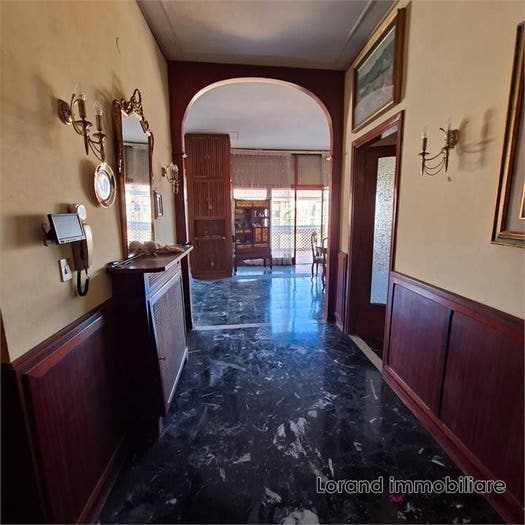 Appartamento con 6 locali in vendita in Porta a Lucca, Pisa