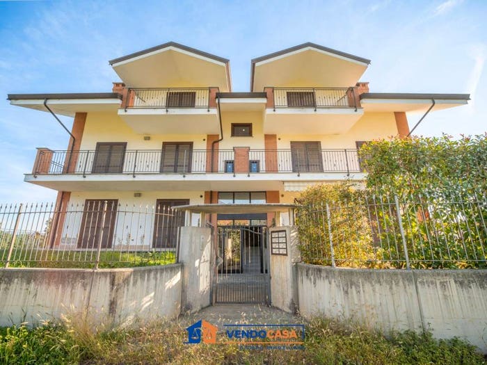 Appartamento bilocale in vendita in Via Cave, Centro, Bagnolo Piemonte