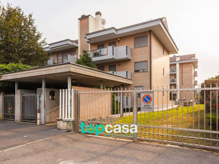 Appartamento trilocale in vendita in Via Arsiero, Centro, Vanzago