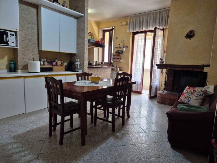 Appartamento quadrilocale in vendita in Via Fulvia, Cappuccini, Brindisi