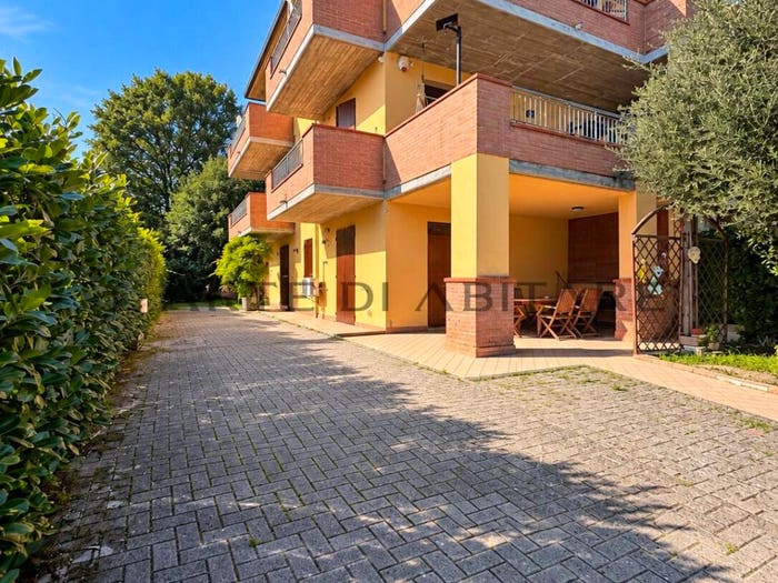 Appartamento trilocale in vendita in Viale Conte Ugolino, Lido Adriano Lido di Dante, Ravenna
