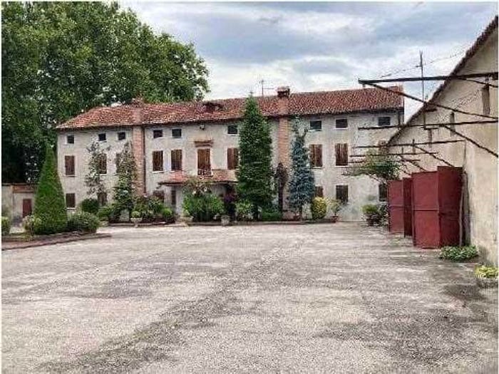 Casa monolocale in vendita in Via Capitello, Centro, Castagnaro
