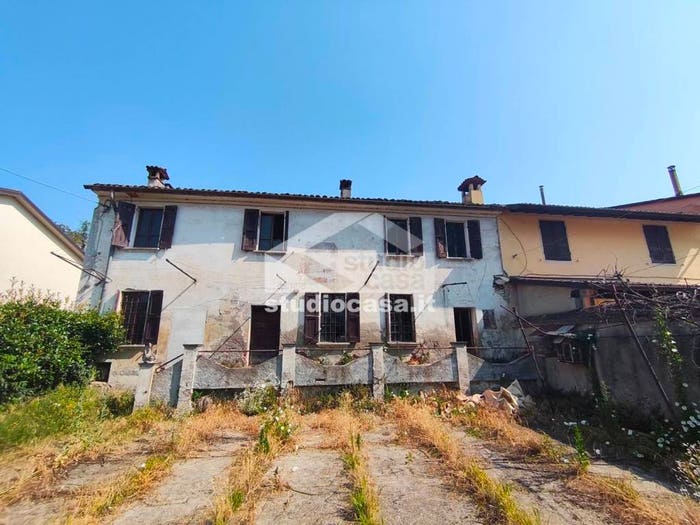 Casa con 6 locali in vendita in Centro, Formigara