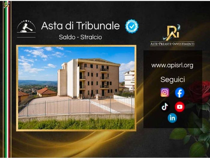 Appartamento quadrilocale in vendita in Via Della Resistenza, Centro, Montegranaro