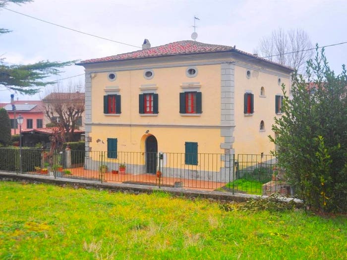 Casa con 6 locali in vendita in Via Piano della Tora, Orciano Pisano