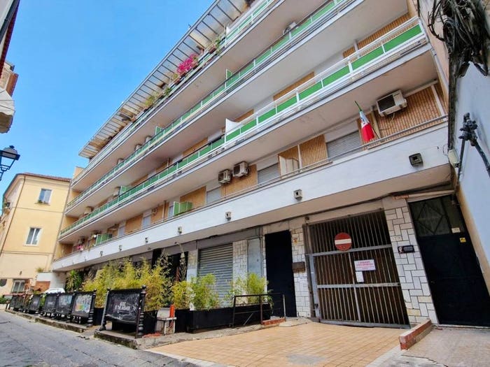 Appartamento quadrilocale in vendita in Via Salvatore Maielli, Centro Storico Corso Trieste, Caserta