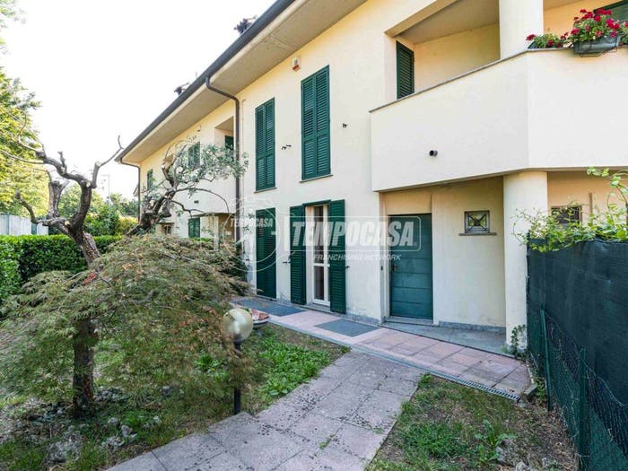 Casa con 5 locali in vendita in Via Calchirola, Centro, Bosisio Parini