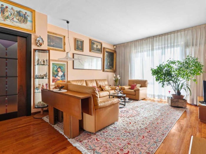 Casa trilocale in vendita in Via Giuseppe Ripamonti, Vigentino Fatima, Milano