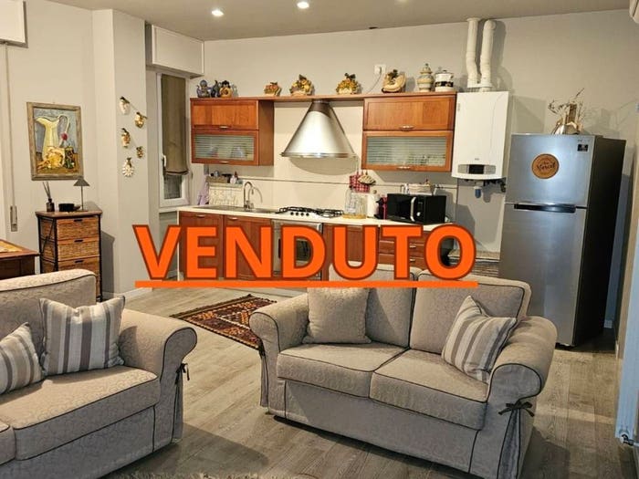 Appartamento trilocale in vendita in Via Magenta, Centro, Cremona