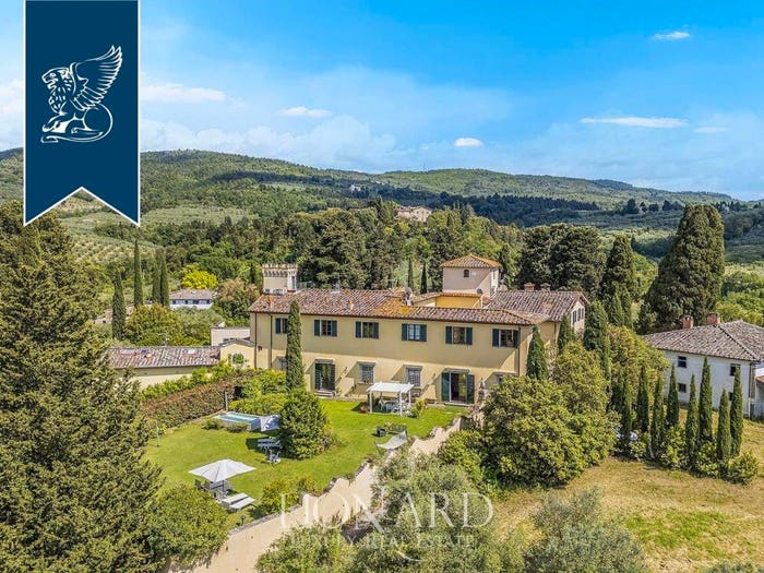 Casa con 6 locali in vendita in L'Apparita Monte Pilli, Bagno a Ripoli