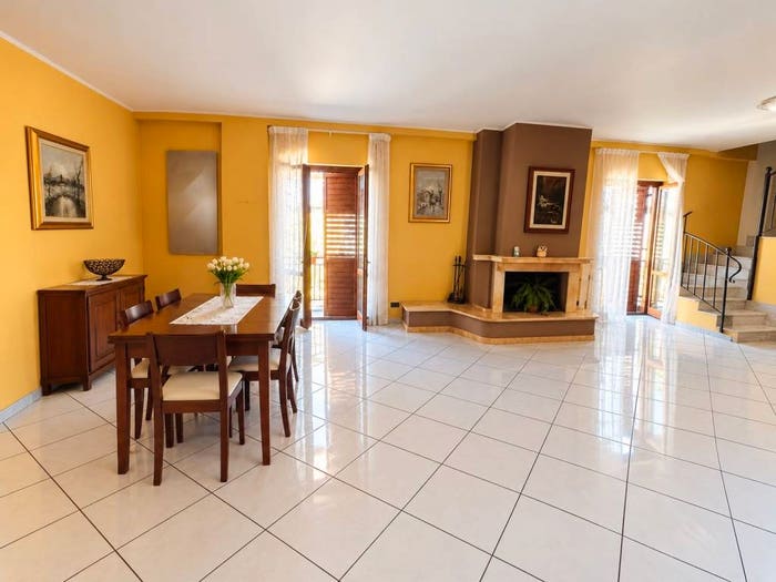 Appartamento quadrilocale in vendita in Via Francesco Tedesco, A Annarumma A Gasperi F Tedesco, Avellino