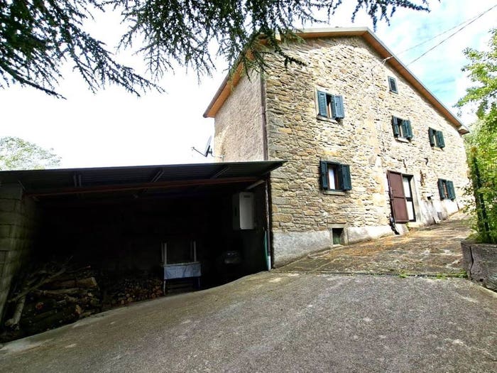 Casa con 5 locali in vendita in Via Visignano Mulino Querceto, Firenzuola
