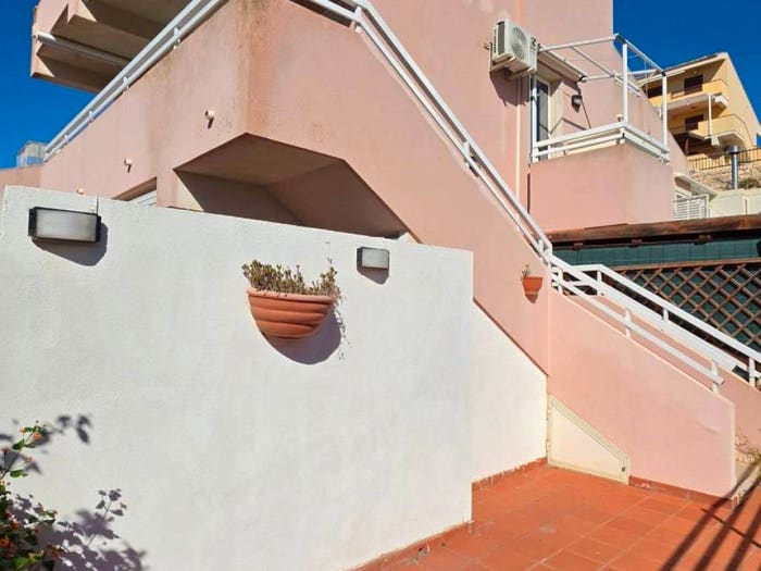 Casa quadrilocale in affitto in Via Pantelleria, Marina di Ragusa Centro, Ragusa