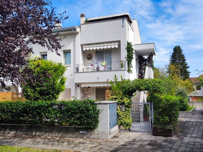 Appartamento trilocale in vendita in Via del Cotonificio, Centro, Ronchi dei Legionari