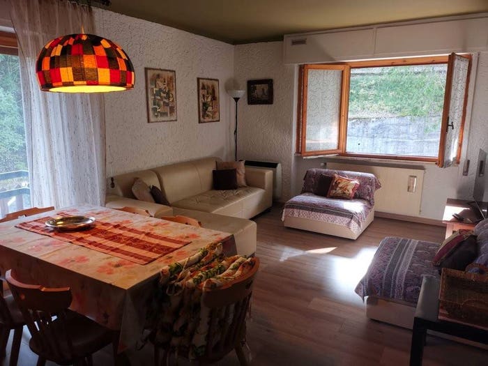 Appartamento quadrilocale in vendita in Via Monviso, Saint Gree, Viola
