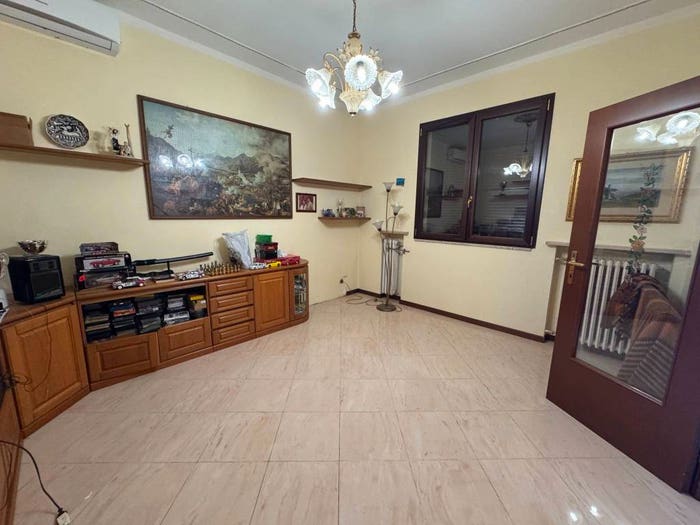 Casa con 6 locali in vendita in Piazza della Repubblica, Centro, Concordia sulla Secchia