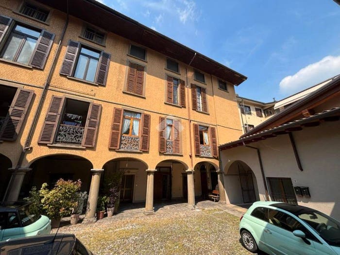 Casa con 6 locali in vendita in Via Gelmi, Centro, Gazzaniga
