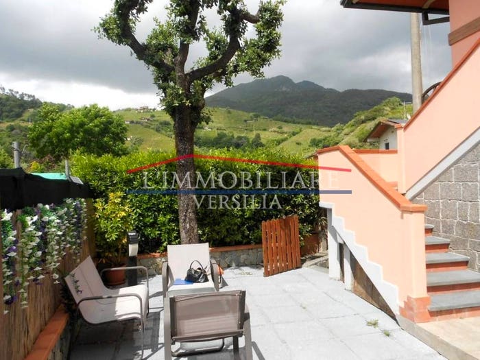 Casa con 5 locali in vendita in Via Falce, Mirteto, Massa