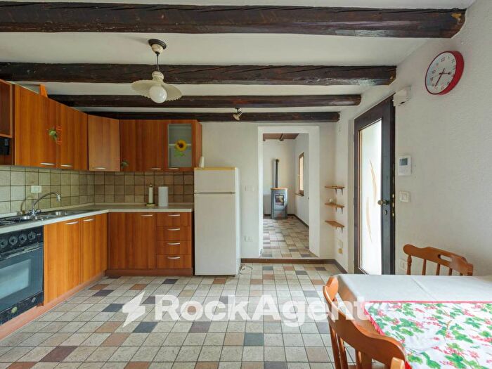 Casa quadrilocale in vendita in Via Morsano, Chiasellis, Mortegliano