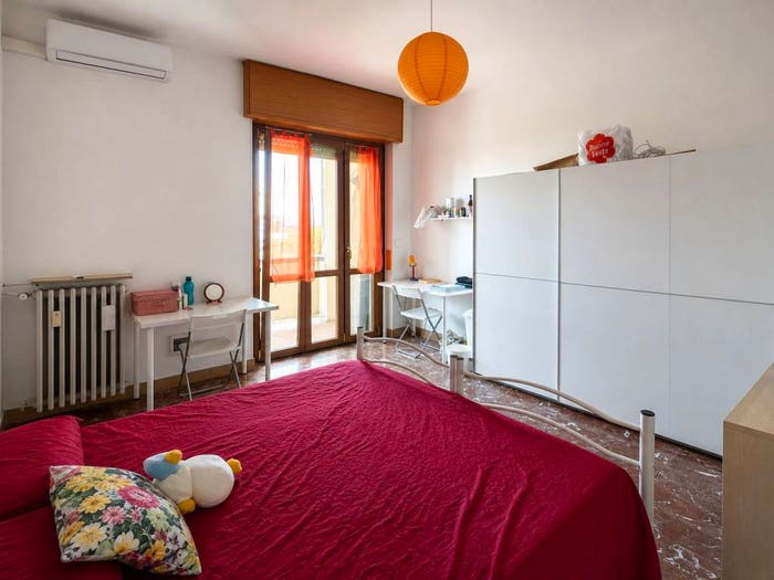 Appartamento quadrilocale in vendita in Piazza Lorenzo Perosi, Orti, Alessandria