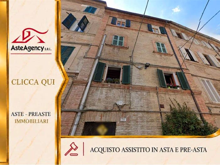 Appartamento trilocale in vendita in Via Vincenzo Gioberti, Centro, Macerata