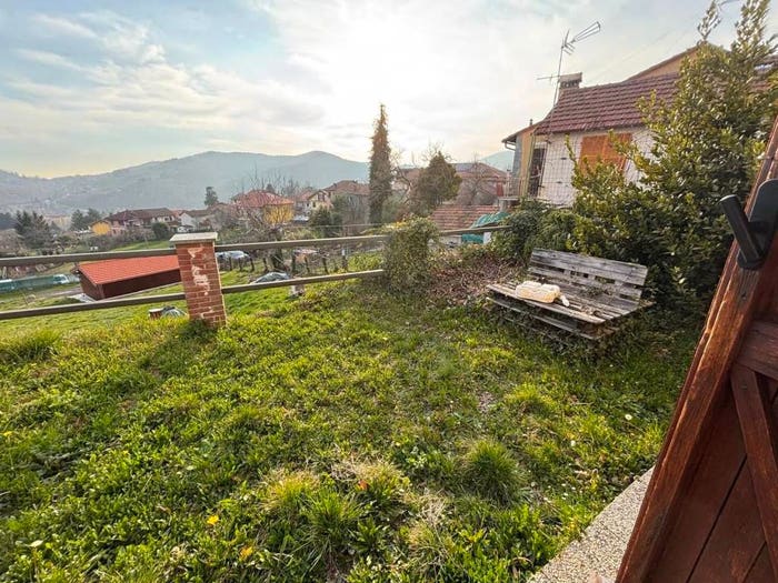 Casa con 5 locali in vendita in Via Cà Di Costa, Centro, Casella