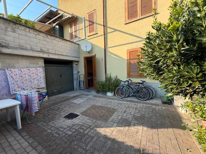 Casa con 6 locali in vendita in Via Giuseppe Di Vittorio, Centro, Gropello Cairoli