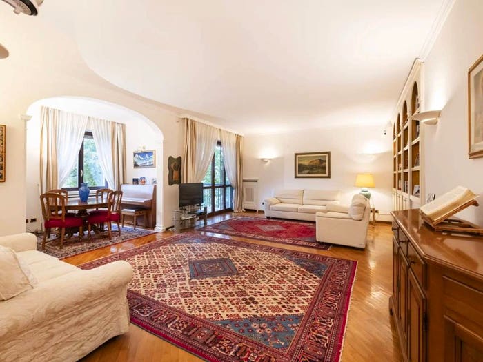 Appartamento con 5 locali in vendita in Via Pinerolo, Figino, Milano