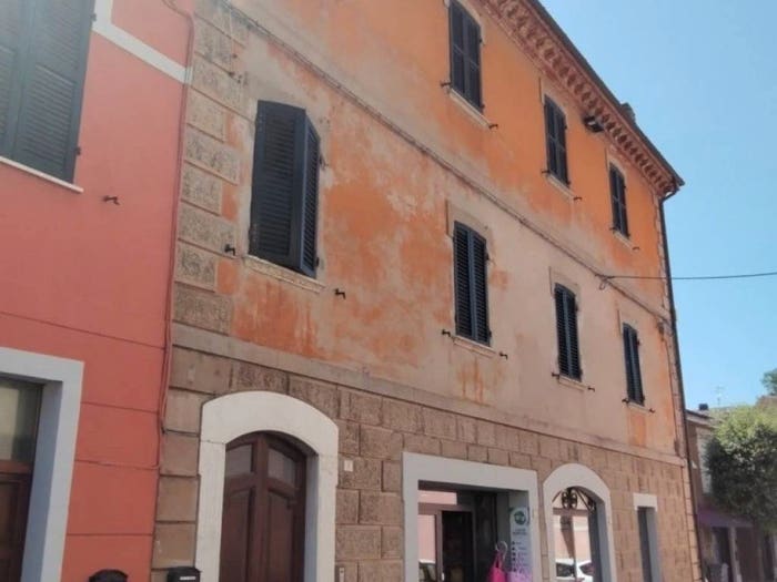 Appartamento con 6 locali in vendita in Corso giacomo matteotti, Centro, Acqualagna