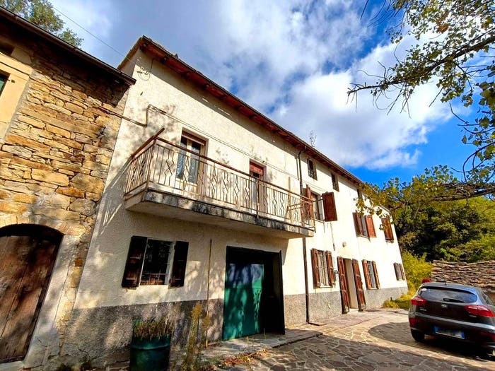 Casa con 5 locali in vendita in Centro, Polinago