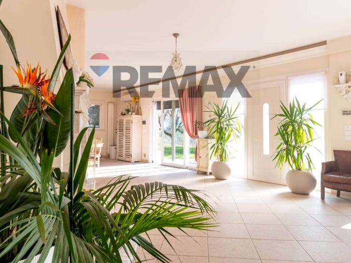 Casa con 6 locali in vendita in LocLibbia, Tregozzano, Arezzo