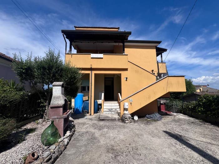 Appartamento con 6 locali in vendita in Via Colle Leo, Centro, Ceccano