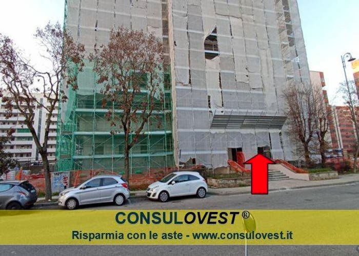 Appartamento bilocale in vendita in Via dei Pini, Centro, Pieve Emanuele