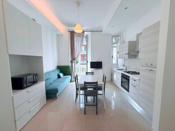 Appartamento trilocale in vendita in Viale Tibaldi, Pezzotti Meda, Milano