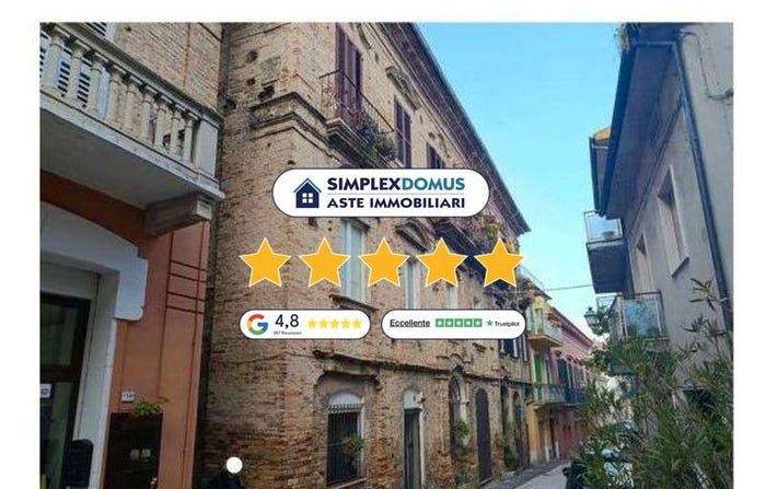 Appartamento quadrilocale in vendita in Corso Vittorio Emanuele, Centro, Città Sant'Angelo