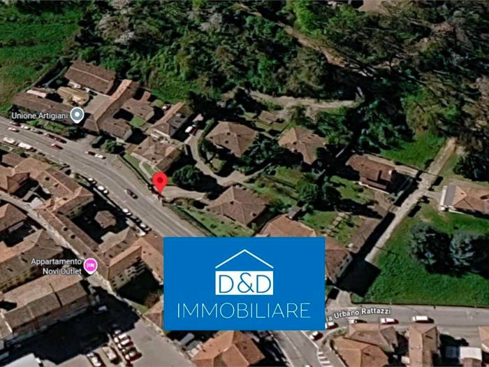 Casa con 6 locali in vendita in Corso Piave, Novi Ligure