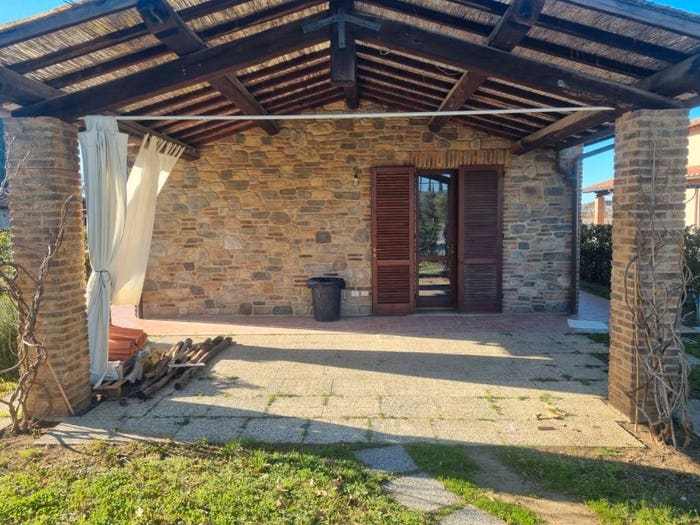 Casa bilocale in vendita in Strada di Campo del Pero, Castagneto Carducci