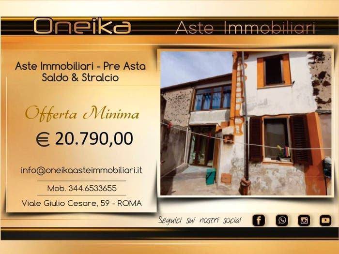 Appartamento con 6 locali in vendita in Via Carlo Felice, Torralba