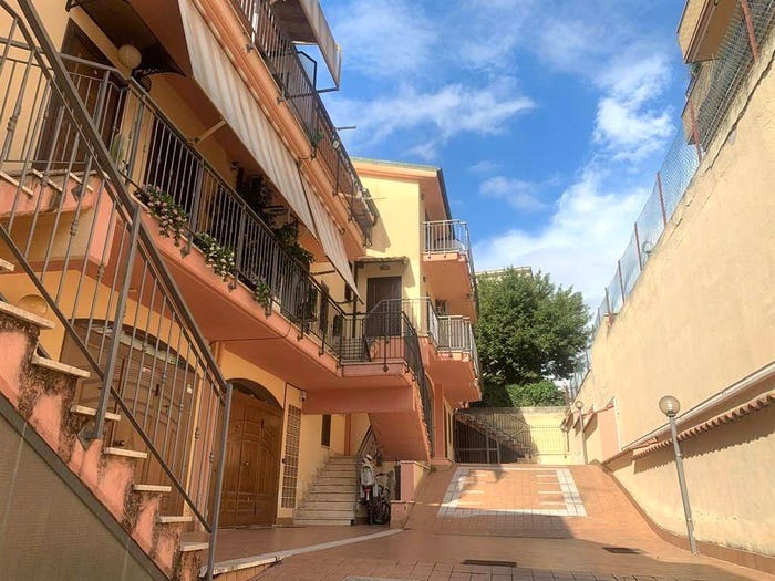 Casa trilocale in vendita in Via Leoncavallo, Centro, Mentana