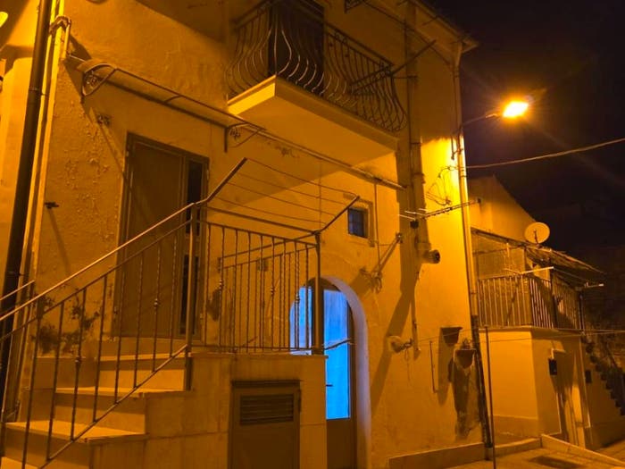 Appartamento monolocale in vendita in Candela