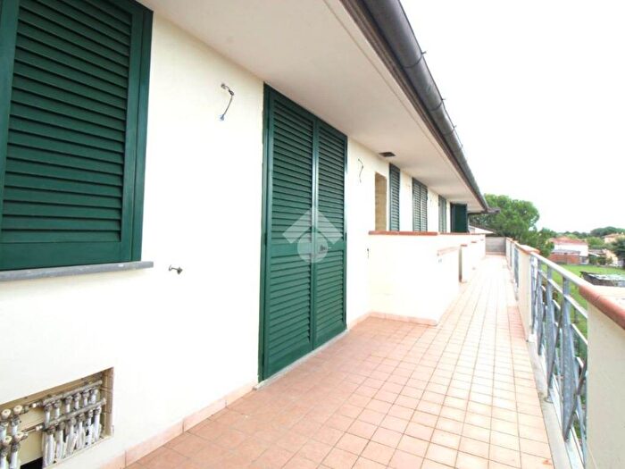 Appartamento trilocale in vendita in Via Gandhi, Cintolese, Monsummano Terme