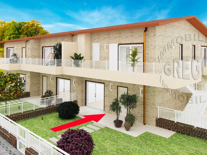Appartamento con 5 locali in vendita in Contrada Carbuccio, Altidona