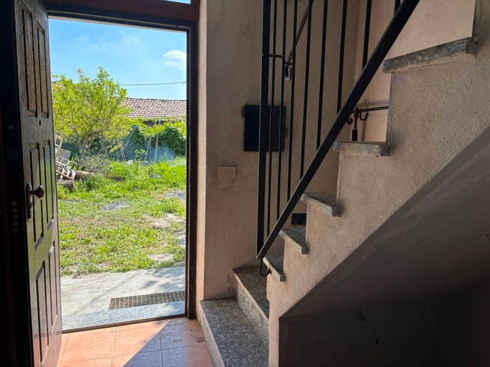 Casa con 5 locali in vendita in Strada Bricco, Cocconito Vignaretto, Cocconato