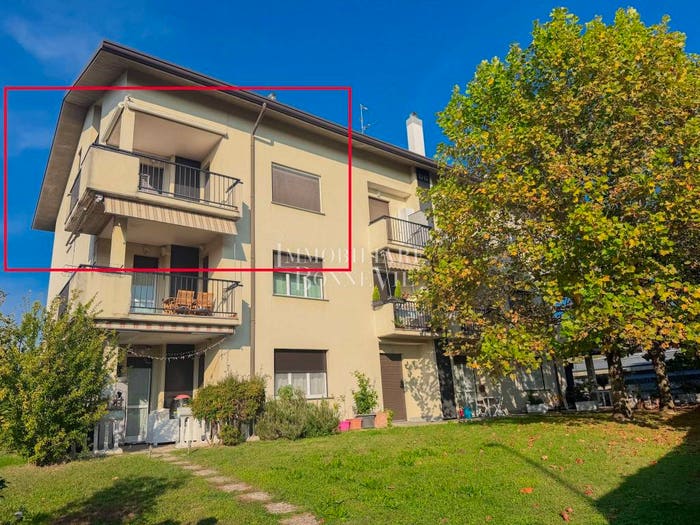 Appartamento quadrilocale in vendita in Via Antonio Canova, Cadorago
